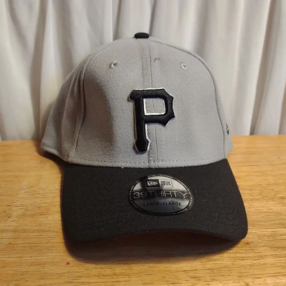 New Era 39Thirty Pittsburgh Pirates L/XL Stretchfit Hat - New